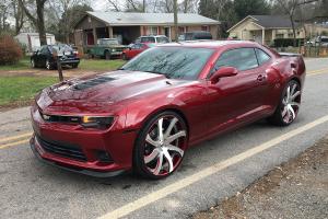 2017 Chevrolet Camaro SS on Forgiato Wheels (Quattresimo-ECL)